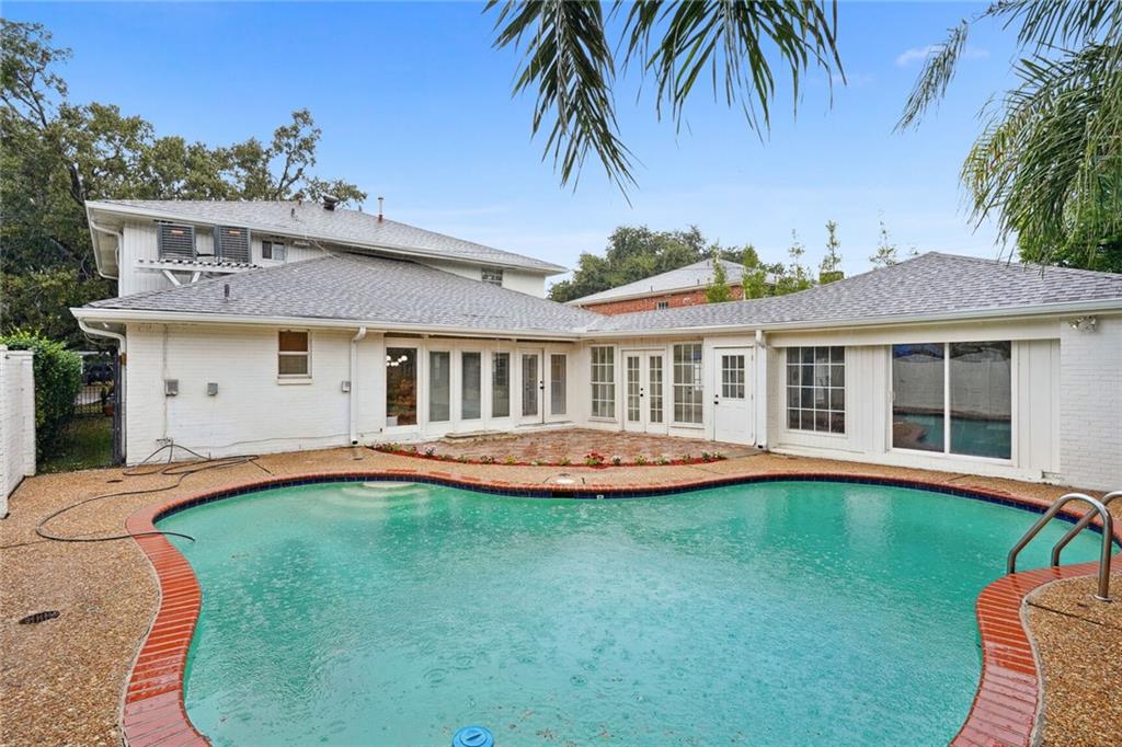 5537 CHERLYN Drive