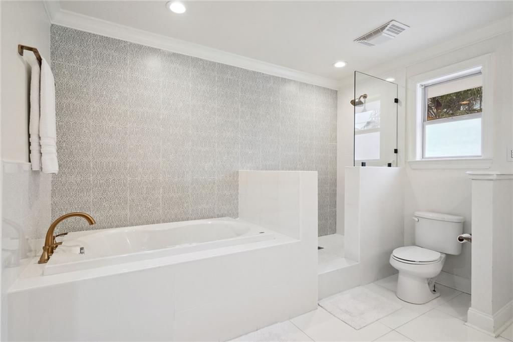 5537 CHERLYN Drive