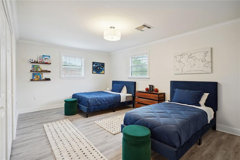 5537 CHERLYN Drive