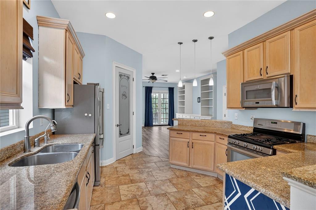 6960 GENERAL HAIG Street A