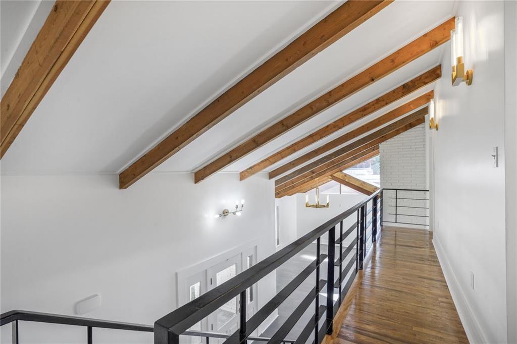 8 PARK ISLAND Drive