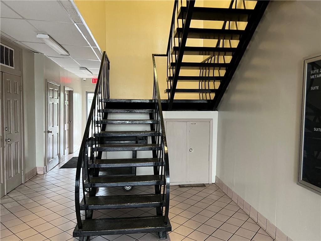 901 VETERANS Boulevard 207