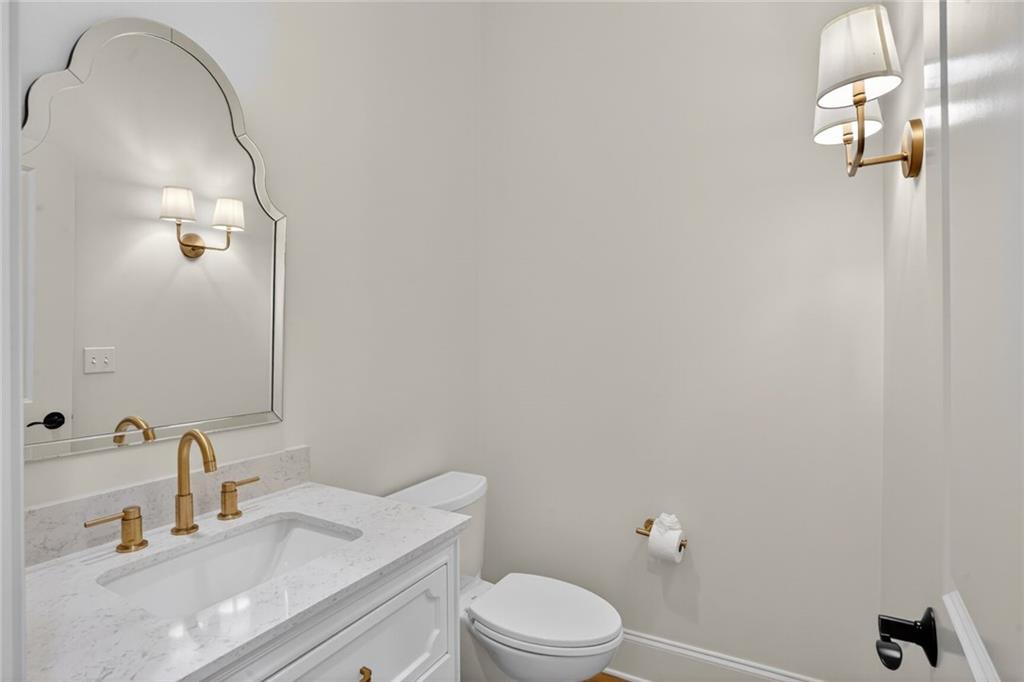 1712 KILLDEER Street