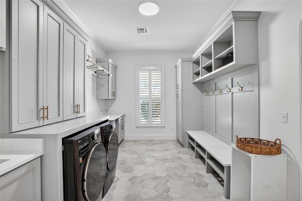 1712 KILLDEER Street