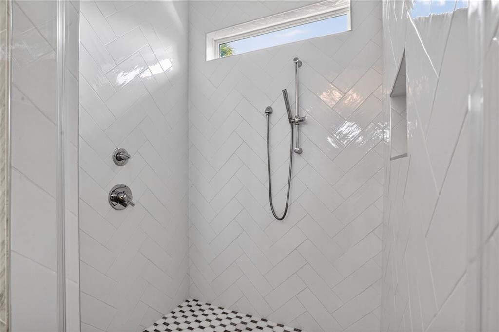 1712 KILLDEER Street