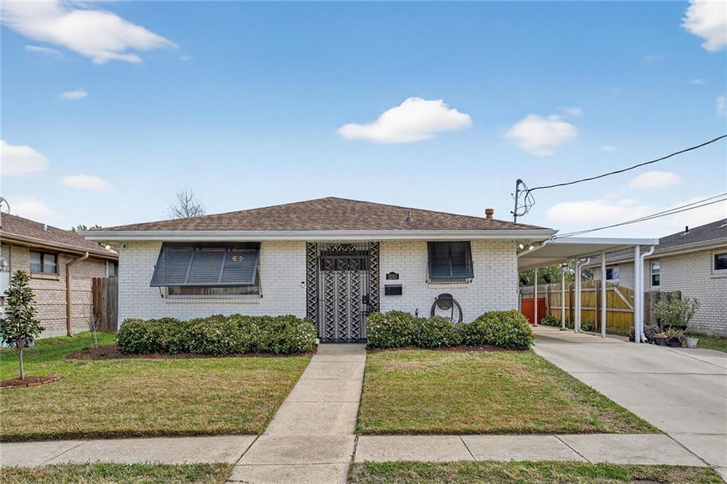 1035 W WILLIAM DAVID Parkway