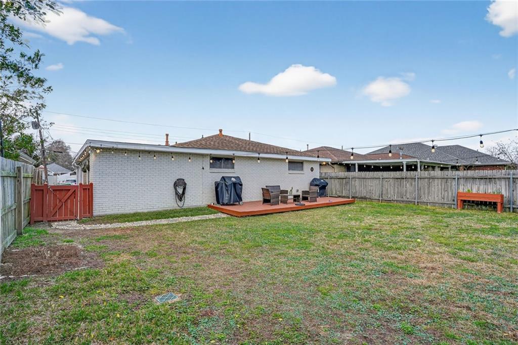 1035 W WILLIAM DAVID Parkway