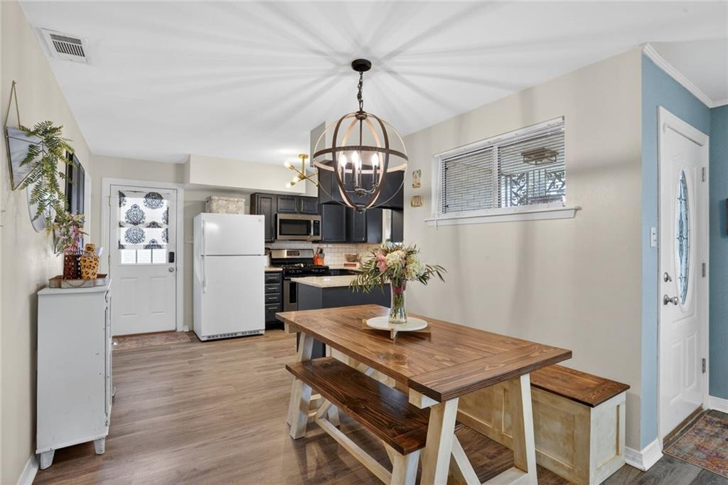 1035 W WILLIAM DAVID Parkway