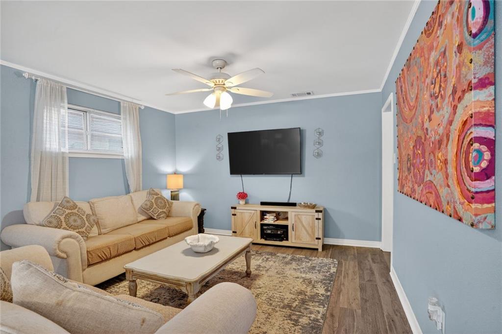 1035 W WILLIAM DAVID Parkway