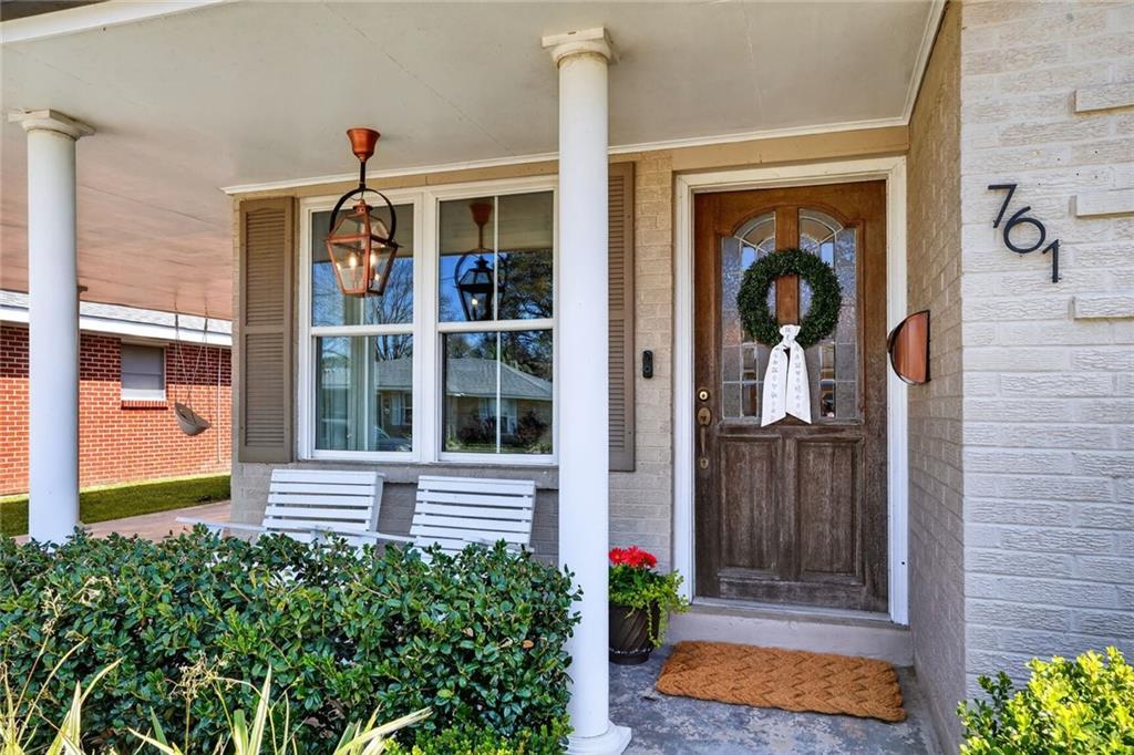 761 E WILLIAM DAVID Parkway