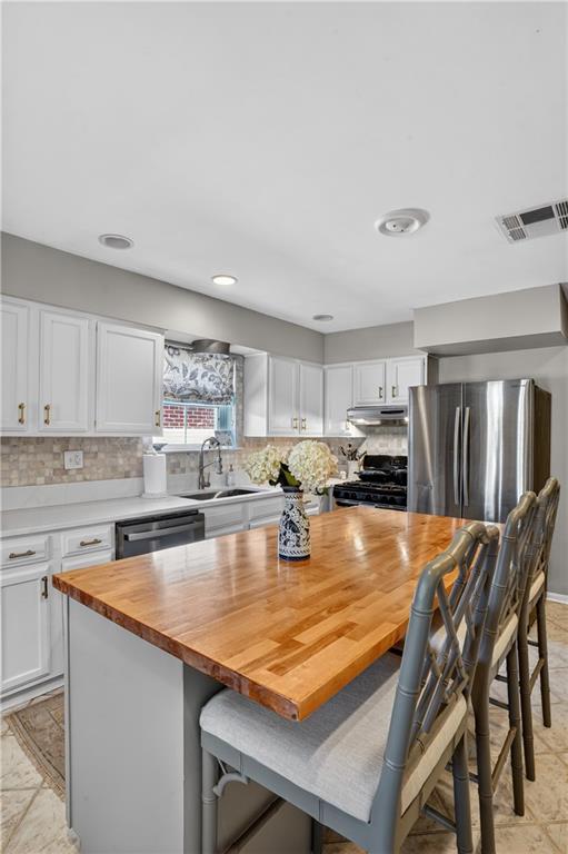 761 E WILLIAM DAVID Parkway