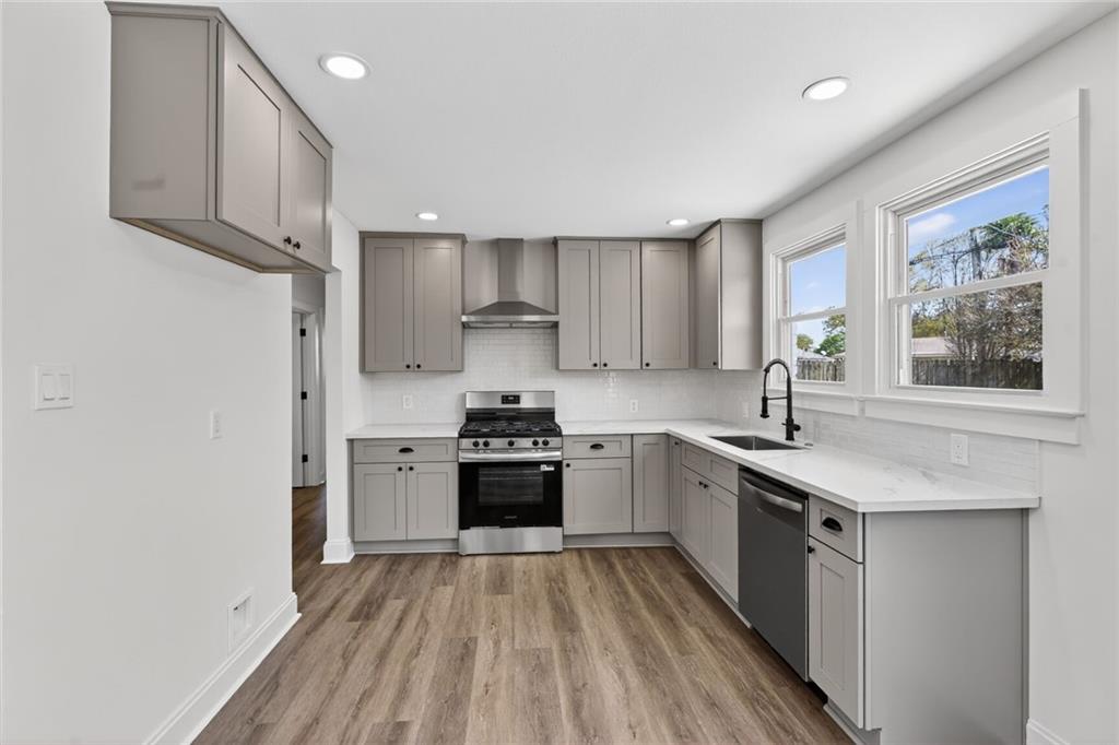 509 KENMORE Drive