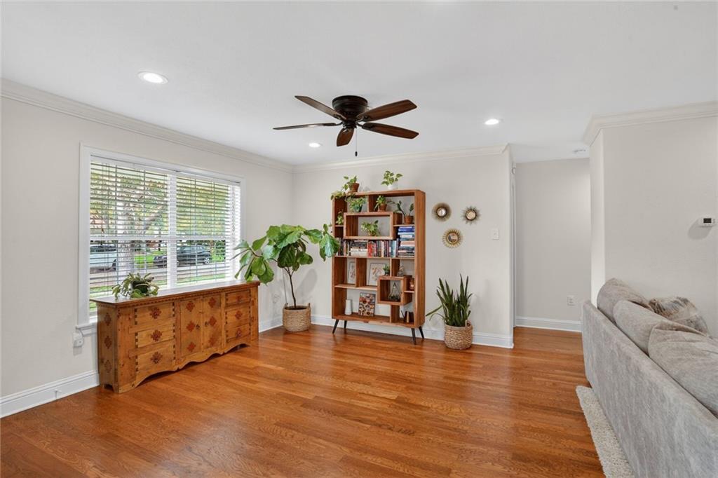 1711 MENDEZ Drive