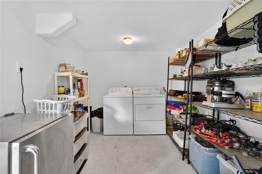 1711 MENDEZ Drive