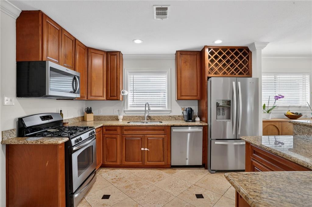 1711 MENDEZ Drive