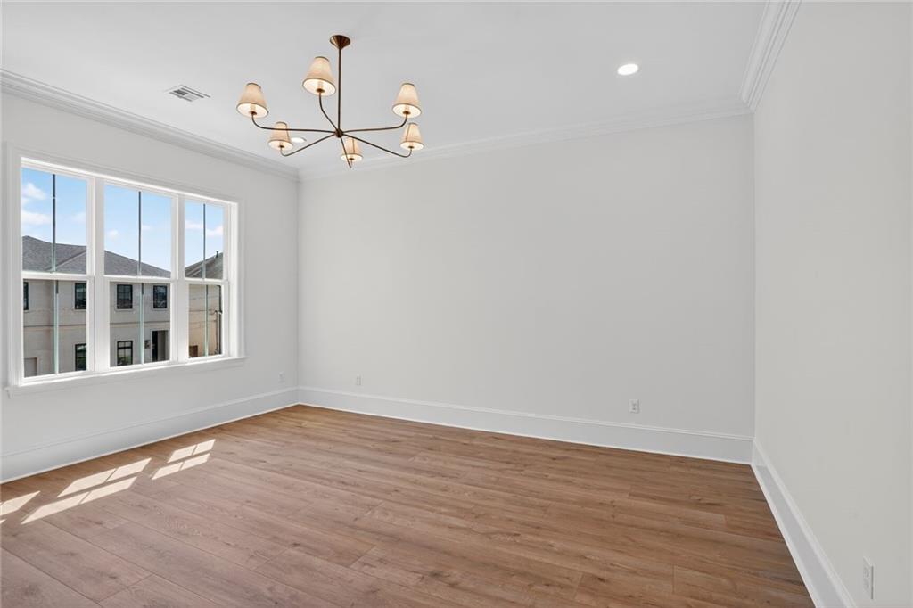 219 E MAPLE RIDGE Drive