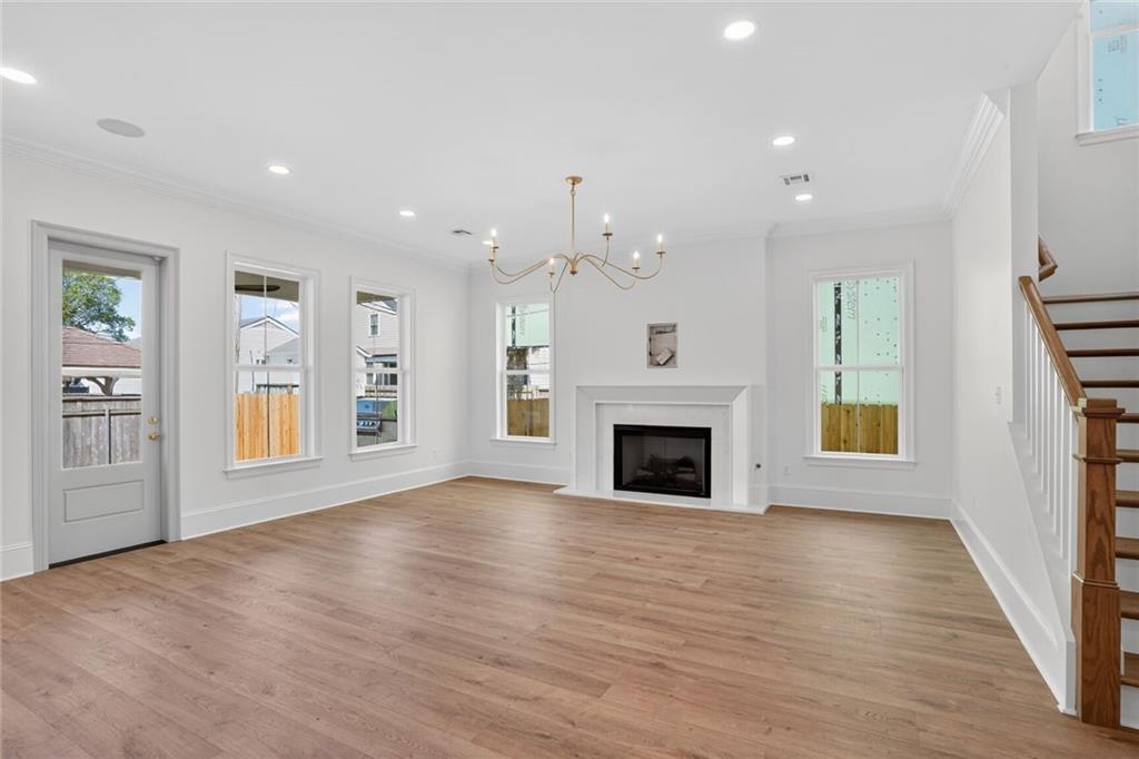 219 E MAPLE RIDGE Drive