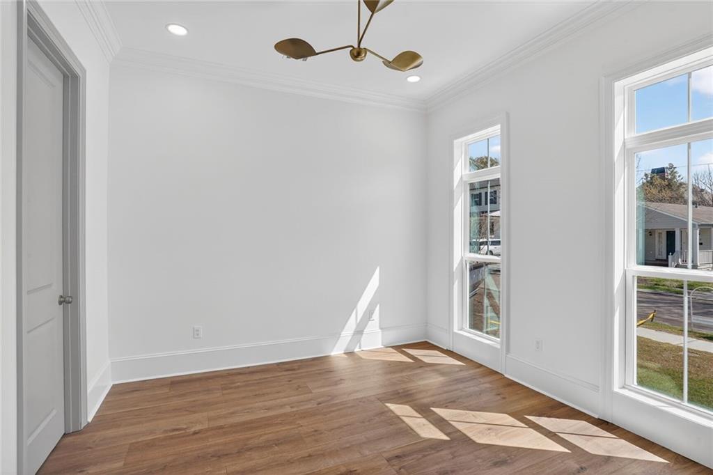 219 E MAPLE RIDGE Drive