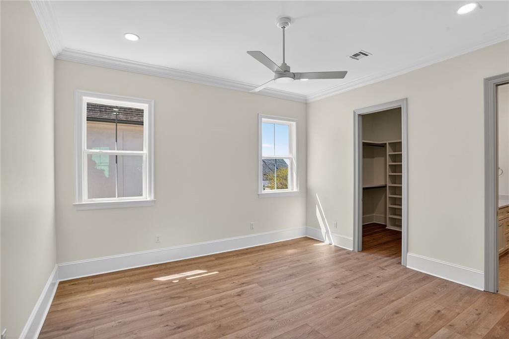 219 E MAPLE RIDGE Drive