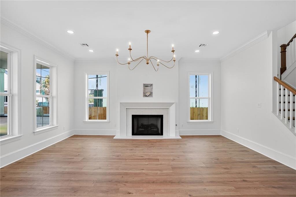 219 E MAPLE RIDGE Drive