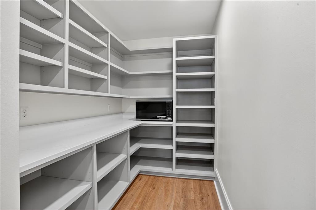 219 E MAPLE RIDGE Drive