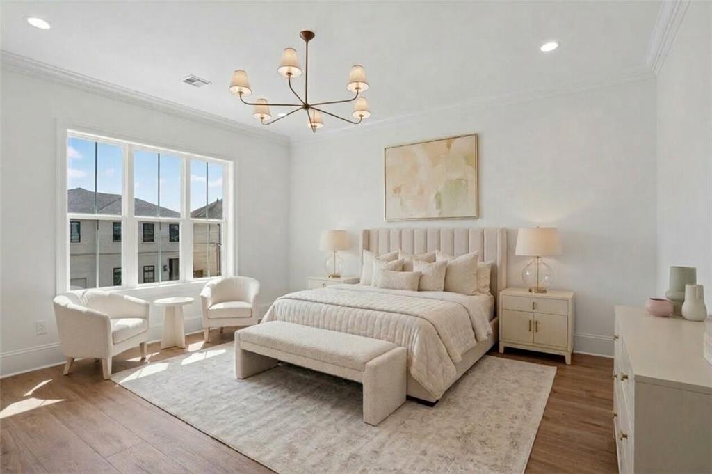 219 E MAPLE RIDGE Drive