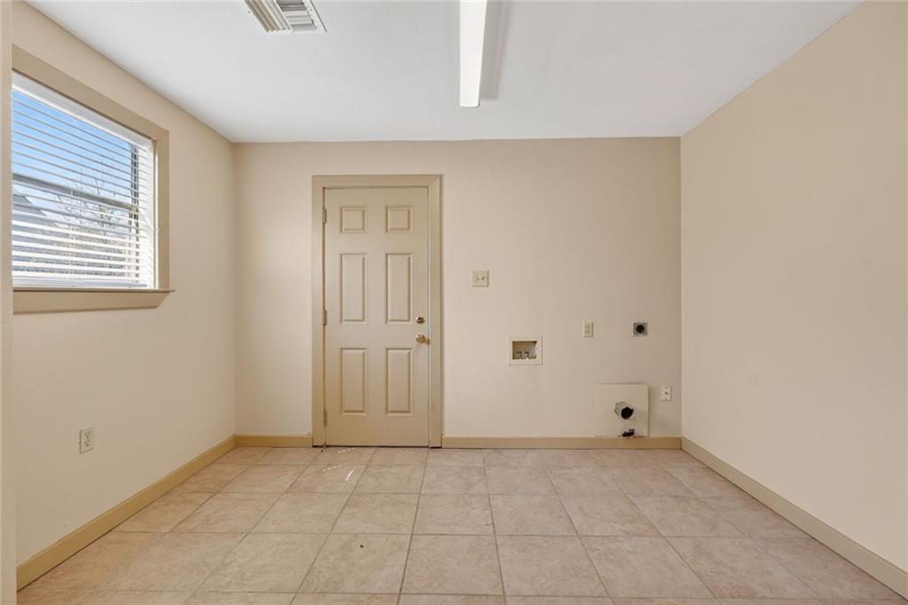 1123 25 NUNEZ Street