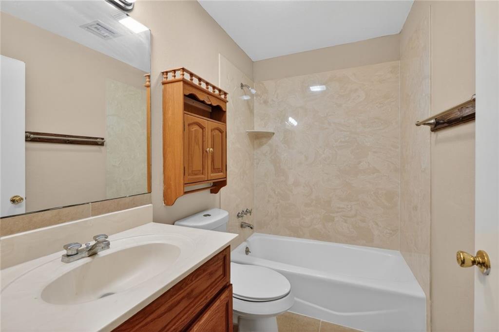 1123 25 NUNEZ Street