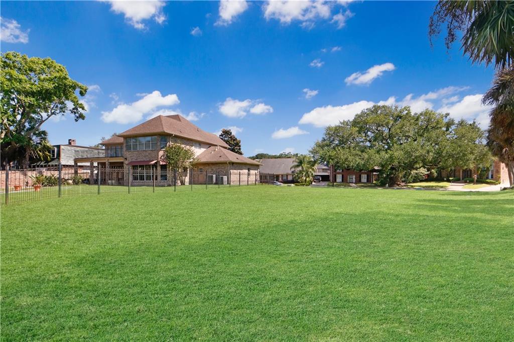 4418 BANCROFT Drive