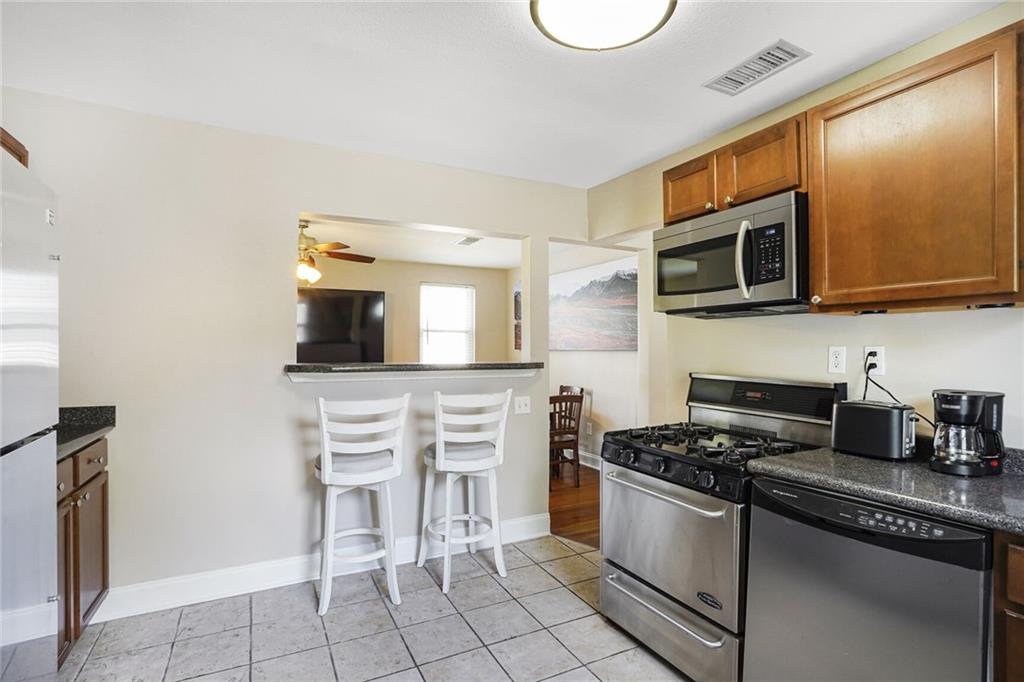 5837 GENERAL HAIG Street 5837