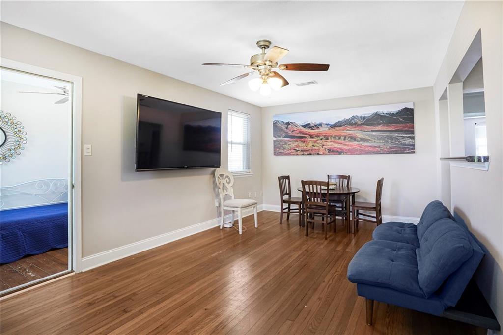 5837 GENERAL HAIG Street 5837