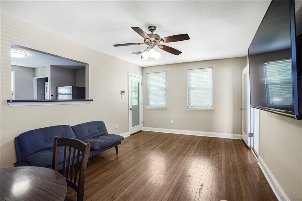 5837 GENERAL HAIG Street 5837