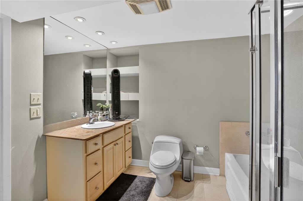 1205 ST CHARLES Avenue 1309