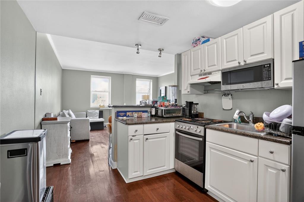 1205 ST CHARLES Avenue 1309