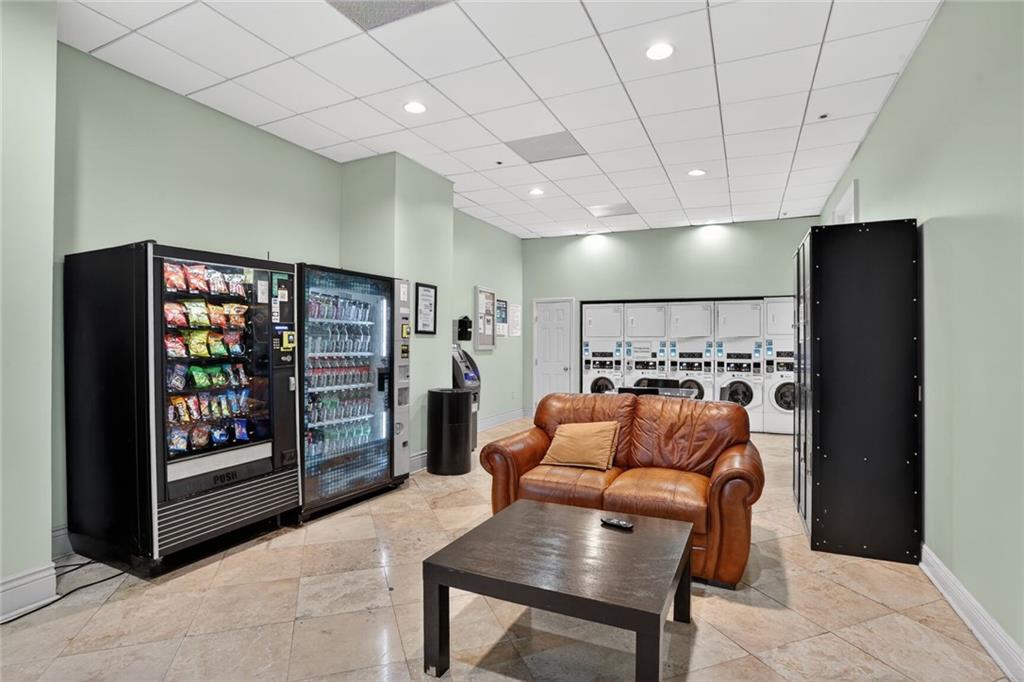 1205 ST CHARLES Avenue 1309