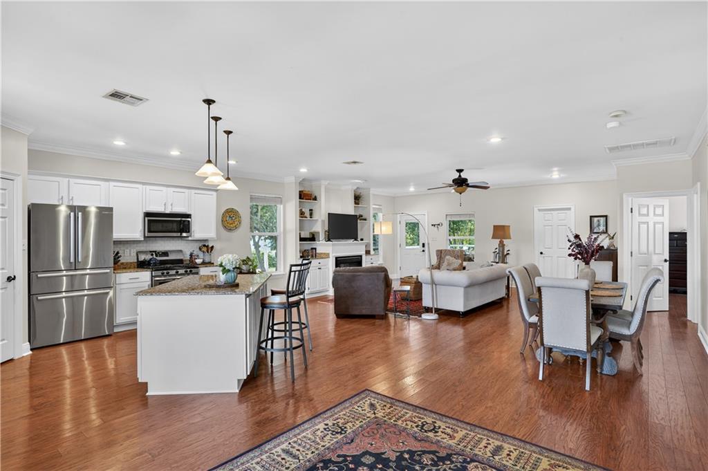 6600 AVENUE A Street