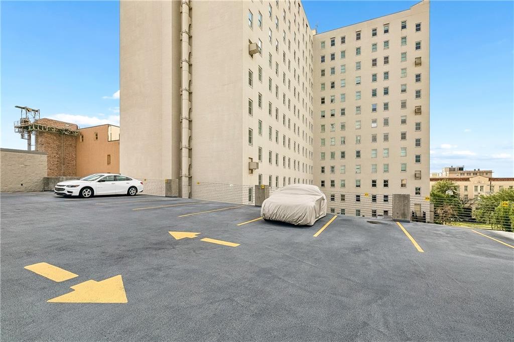 1205 ST CHARLES Avenue 1015