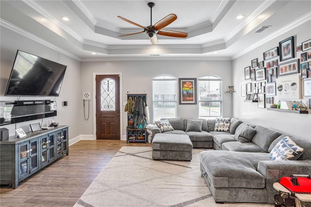 2504 CAMPAGNA Drive