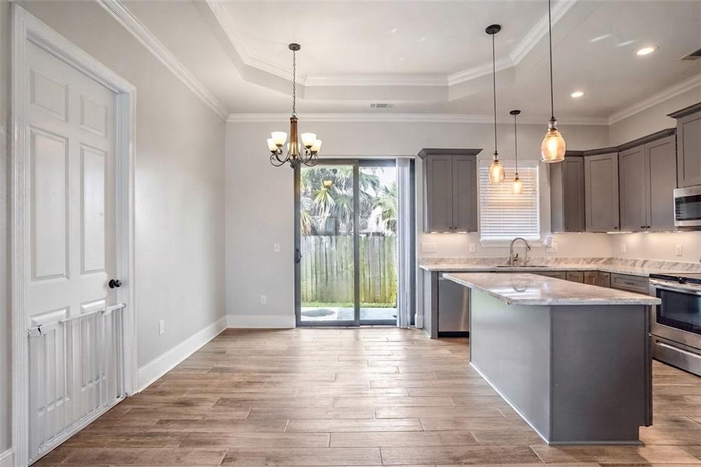 2504 CAMPAGNA Drive
