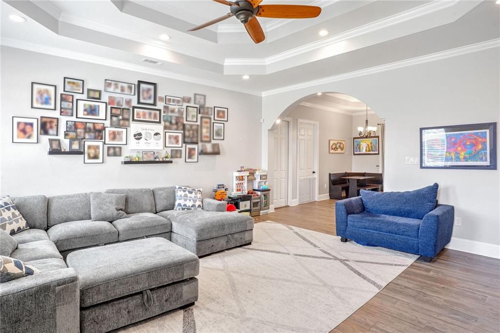 2504 CAMPAGNA Drive