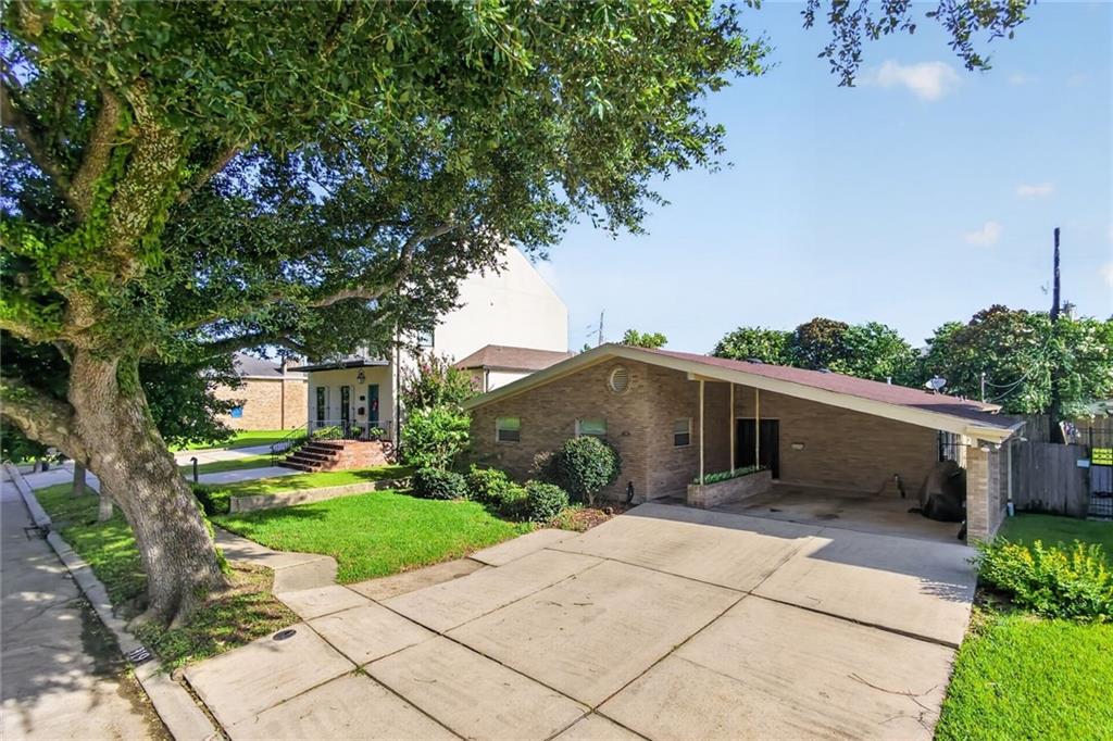 319 SHARON Drive