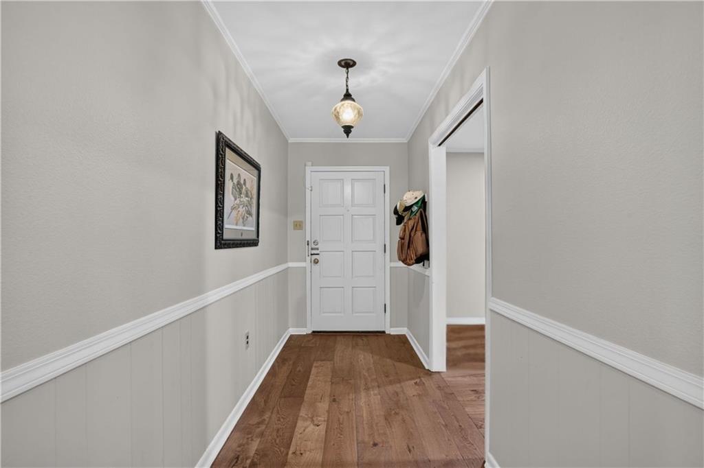 932 DAVENTRY Drive