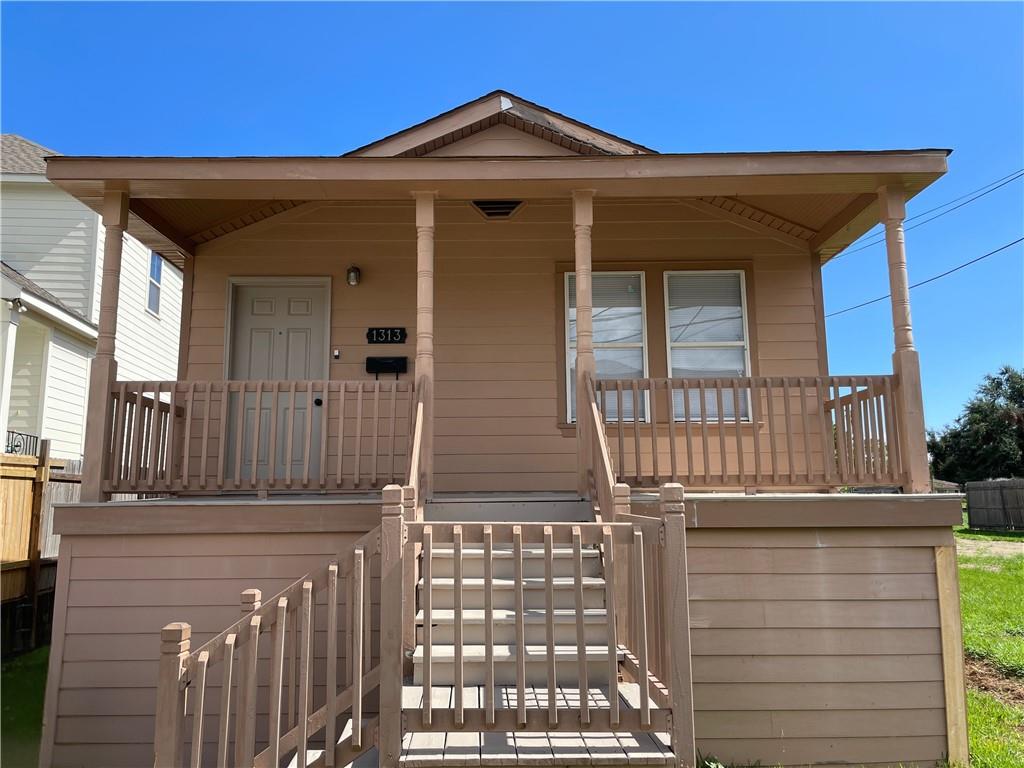 1313 AVIATORS Street