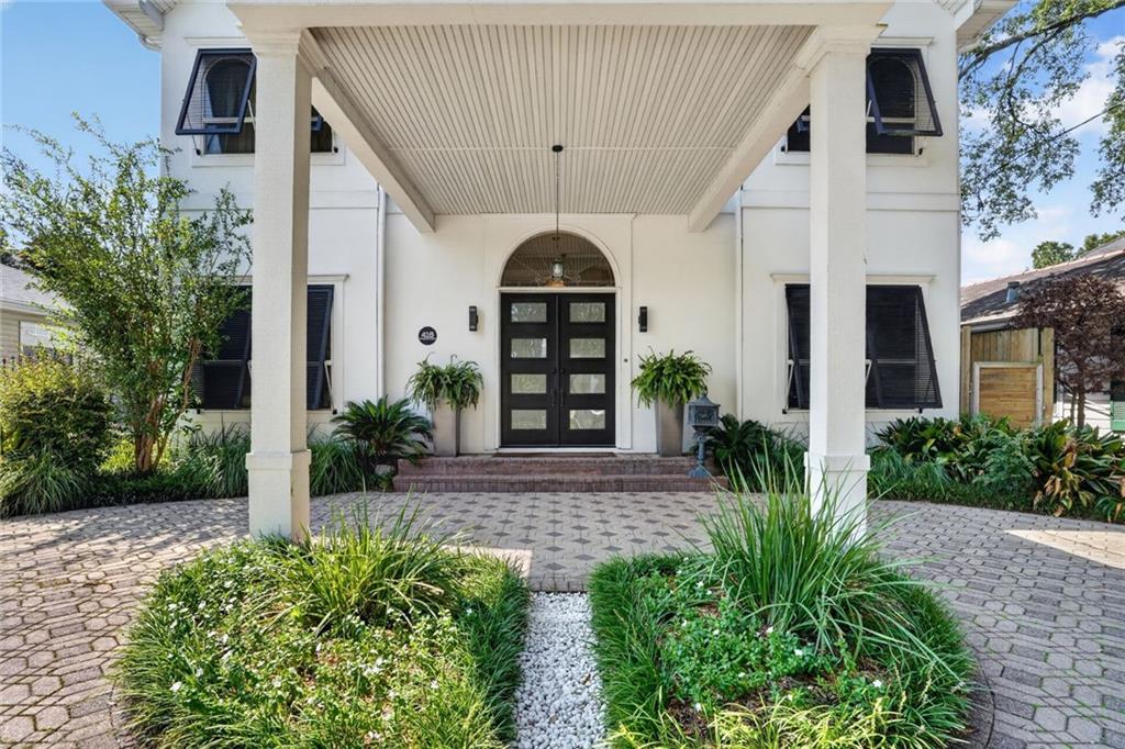 416 RIDGEWOOD Drive