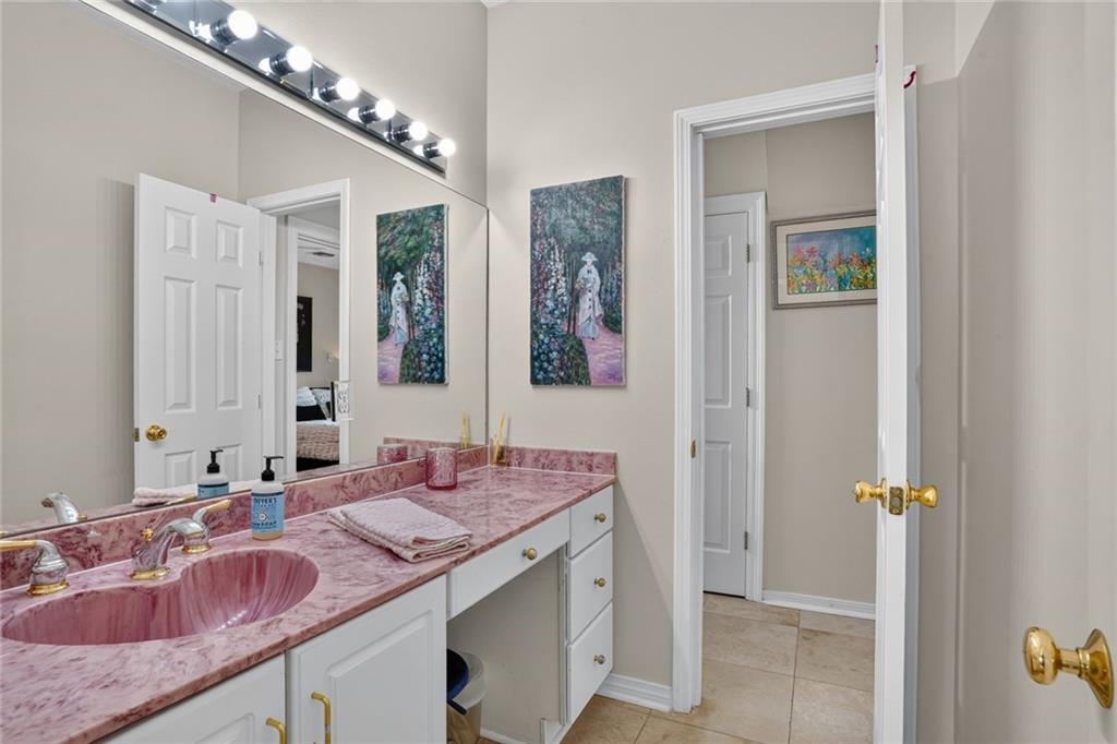 416 RIDGEWOOD Drive
