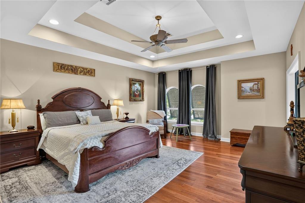 416 RIDGEWOOD Drive