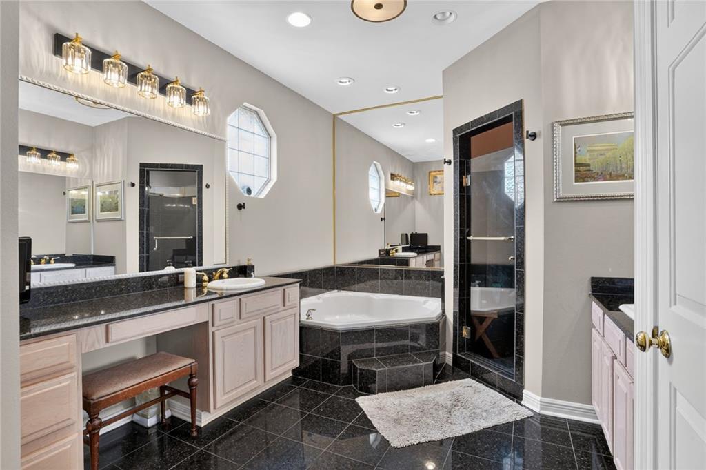 416 RIDGEWOOD Drive