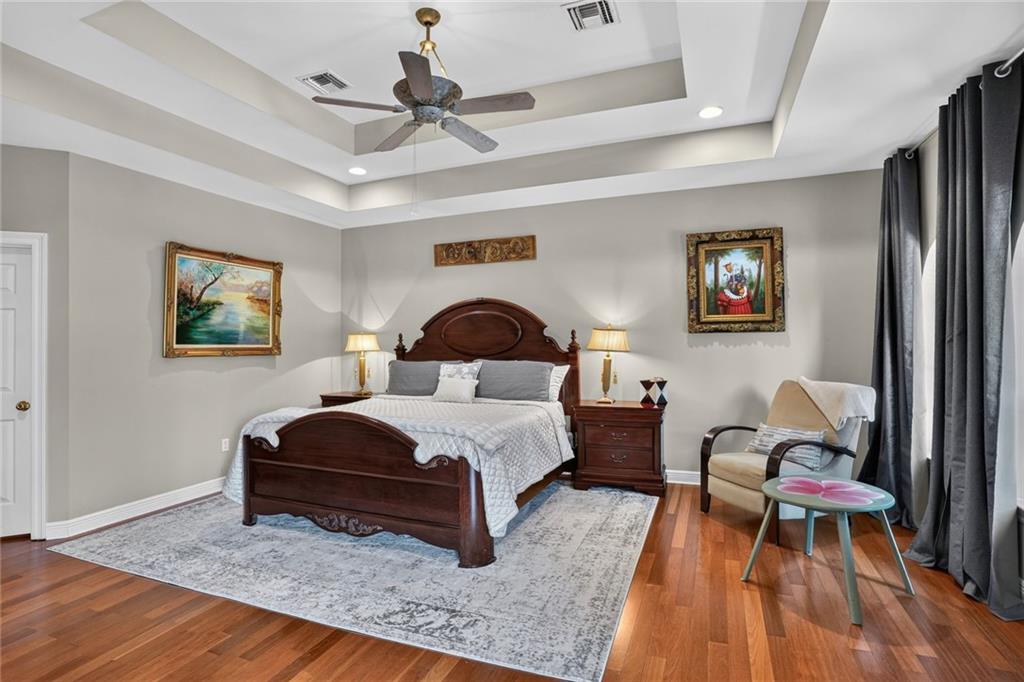 416 RIDGEWOOD Drive