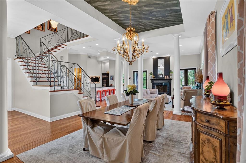 416 RIDGEWOOD Drive