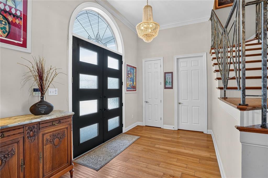 416 RIDGEWOOD Drive